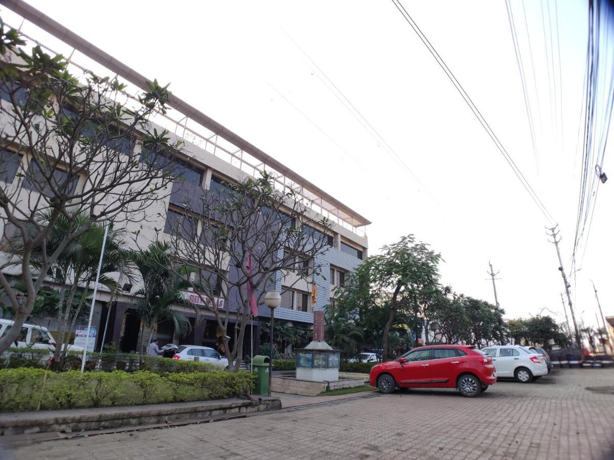 Hotel Shiv Vilas Bhopal Zewnętrze zdjęcie