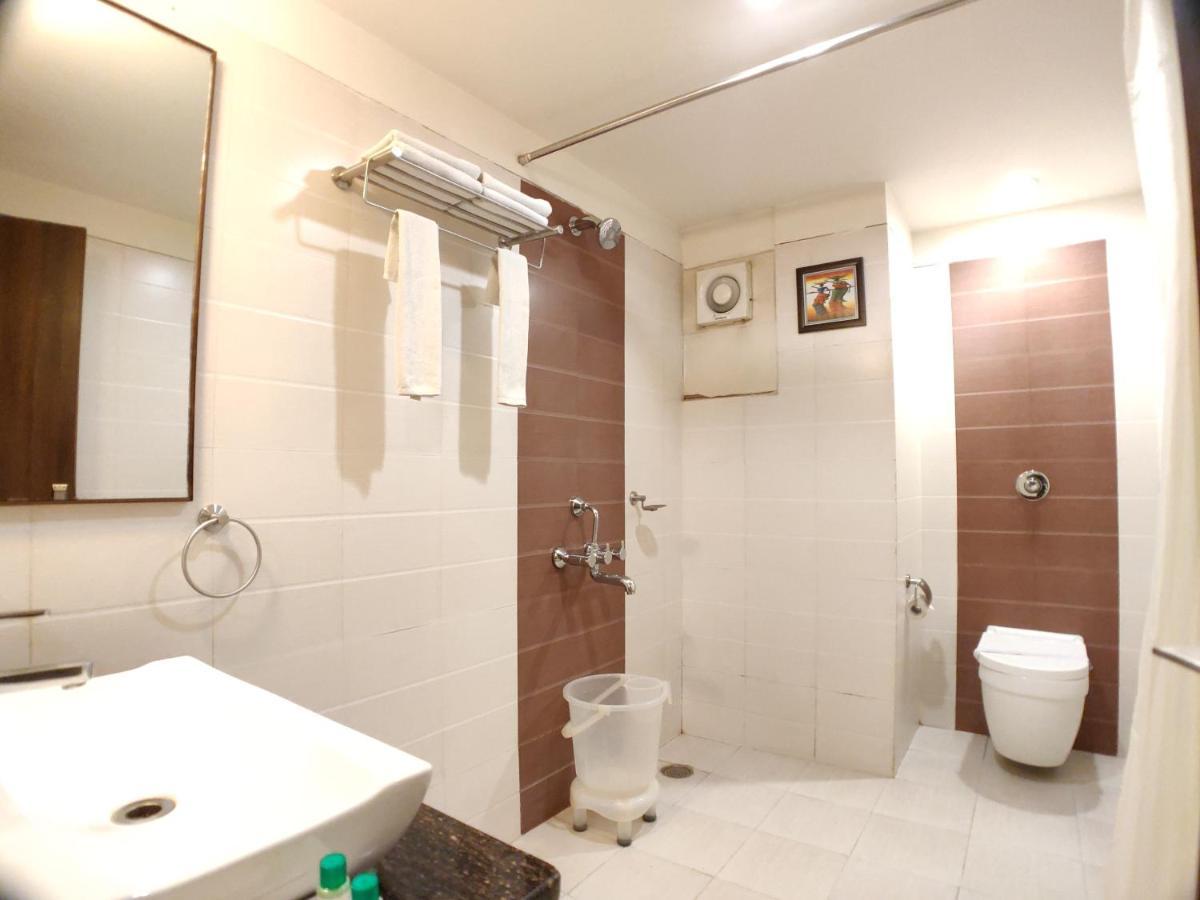 Hotel Shiv Vilas Bhopal Zewnętrze zdjęcie